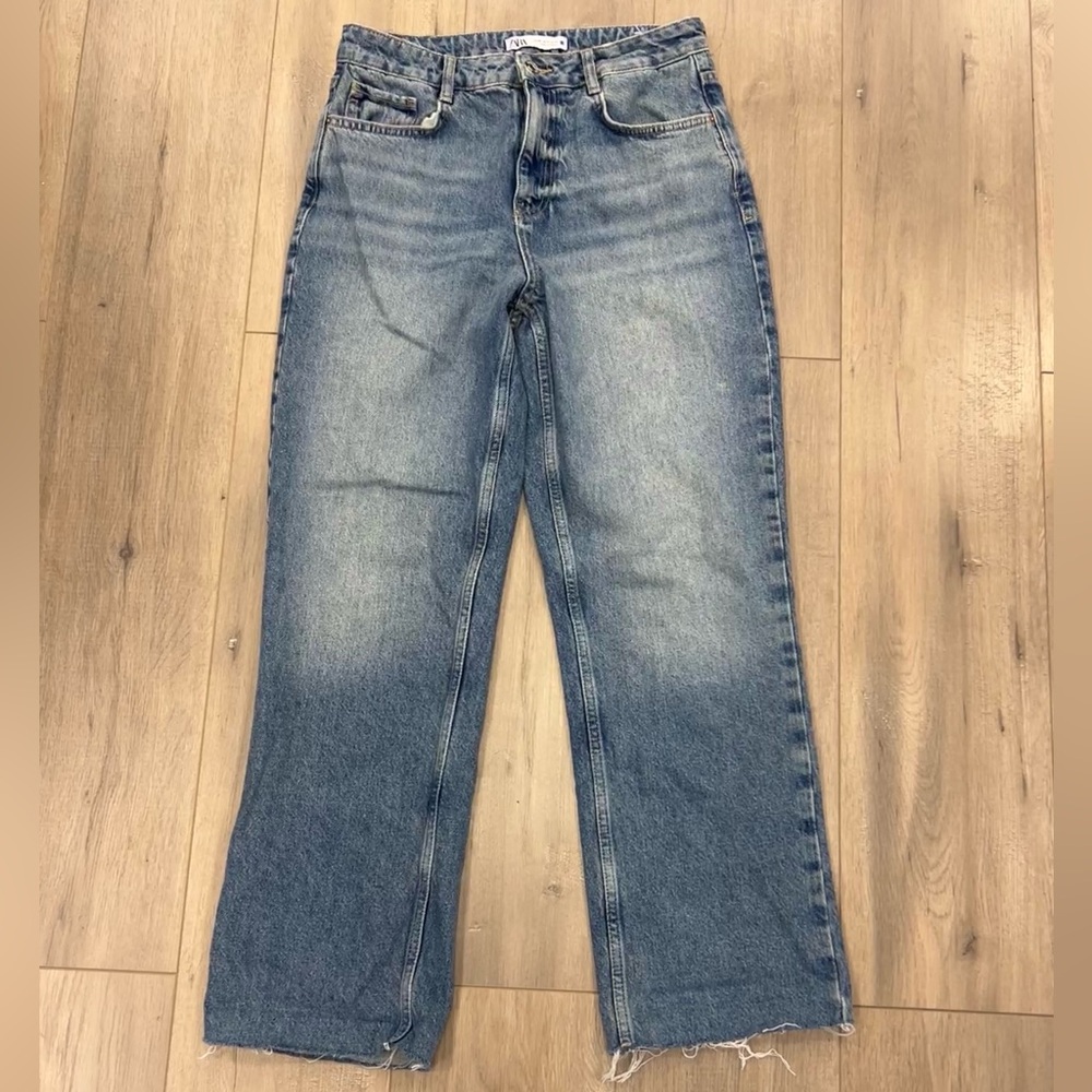 Zara Straight Leg Blue Jeans